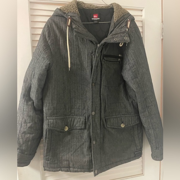 Quiksilver Other - Mens quicksilver jacket size medium